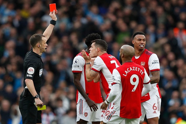 Kết quả Arsenal vs Man City: Chiếc thẻ đỏ oan nghiệt
