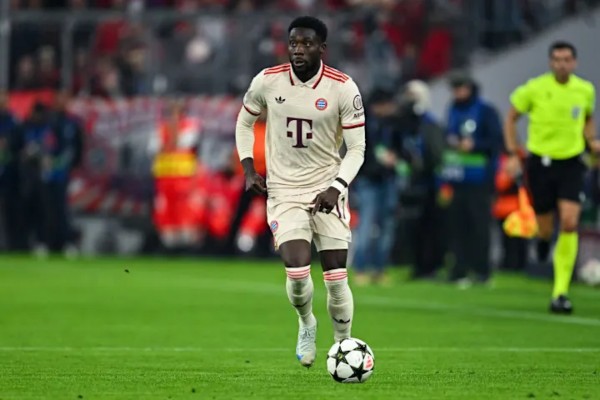 Bayern có thể mất Alphonso Davies vào tay Real vào 2025.