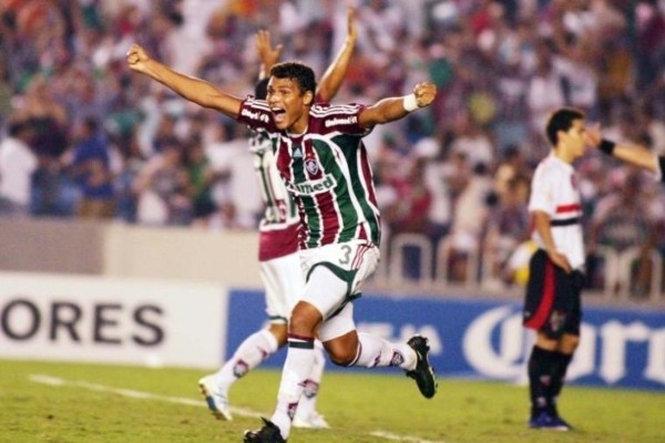 Thiago Silva từng khoác áo Fluminense vào giai đoạn 2006-2008