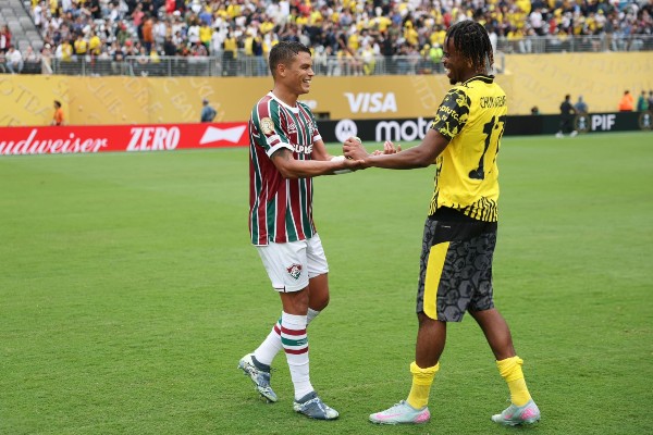 Silva tỏa sáng trong màu áo Fluminense.