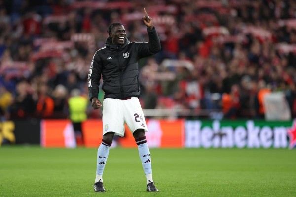Amadou Onana tỏa sáng trong màu áo Aston Villa