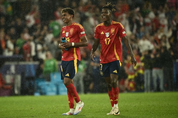 Đôi cánh này khả năng cao sẽ tái hiện ở Barca mùa tới