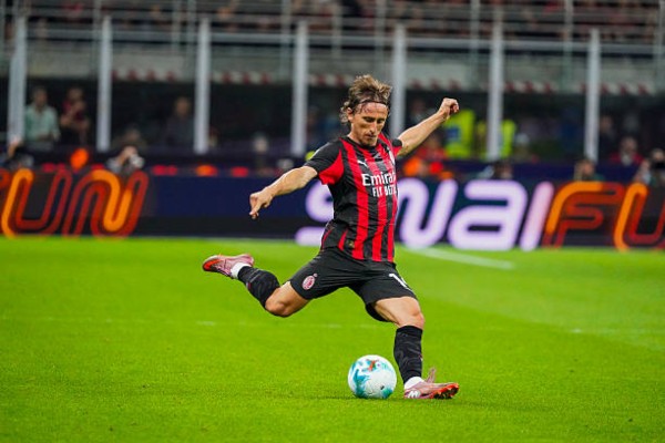 Modric khiến đồng đội ngỡ ngàng