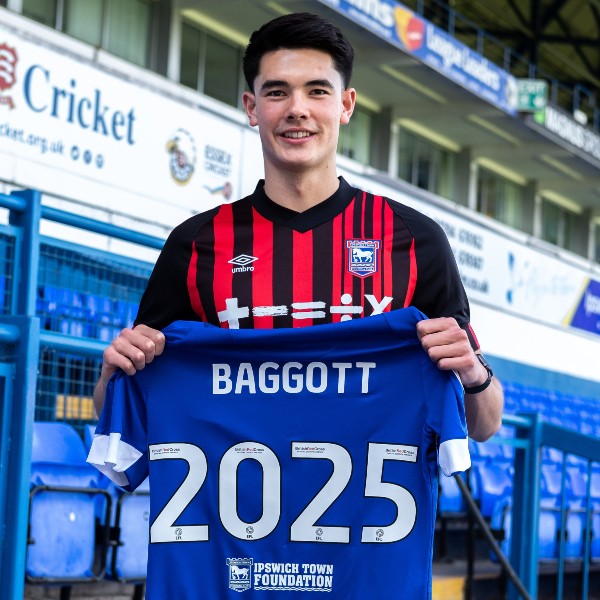 Baggott có tương lai hứa hẹn khi được Ipswich Town gia hạn.