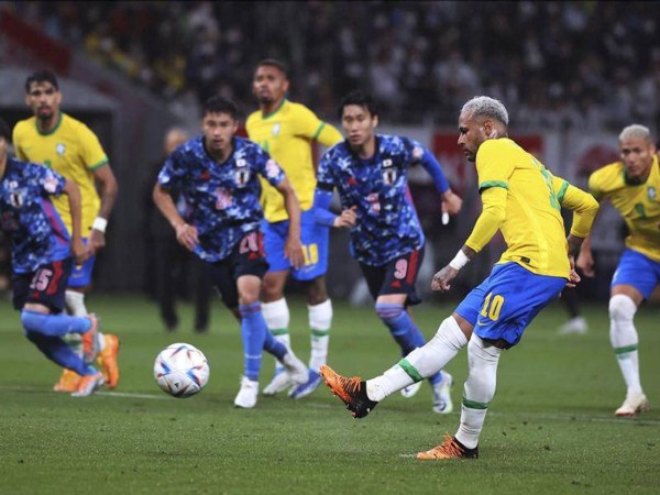 Neymar ghi bàn duy nhất trận Nhật Bản vs Brazil
