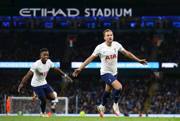 Kane đang là niềm hy vọng số một của Tottenham cũng như ĐT Anh